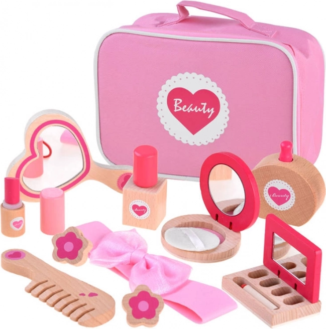 Children's cosmetic case with wooden accessories