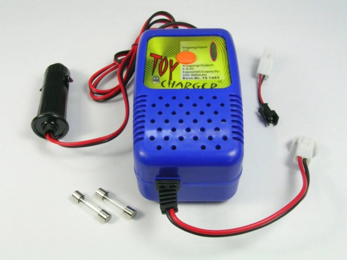 Mänguasjade standardne 12 V laadija – 1 tk