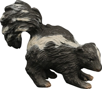 BALULU Skunk Figurine