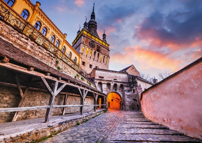 Pusle Sighișoara kellatorn, Rumeenia 1000 tükki