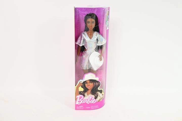 Barbie Fashionistas nukk kauboitüdruk sädelevas kleidis
