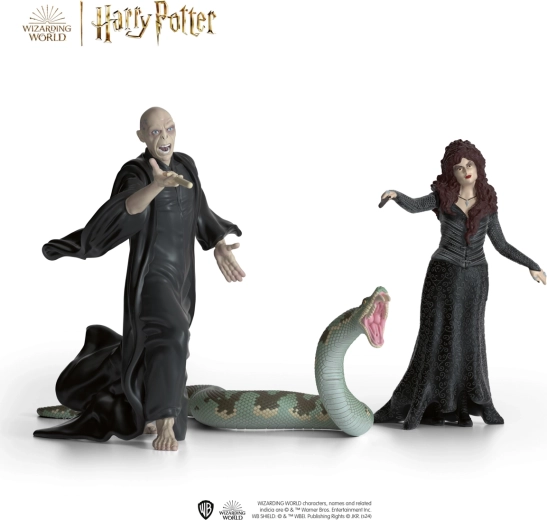 Harry Potter Lord Voldemort, Nagini and Bellatrix Lestrange