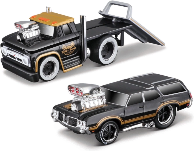 Maisto Muscle Transports 1966 Chevrolet C60 Flatbed koos 1970 Oldsmobile Vista Cruiseriga 1:64