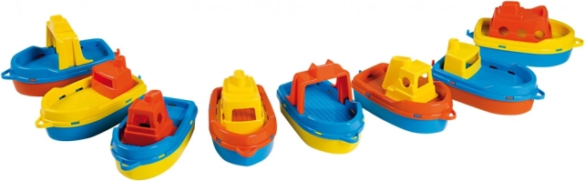 Plastist paadike vette