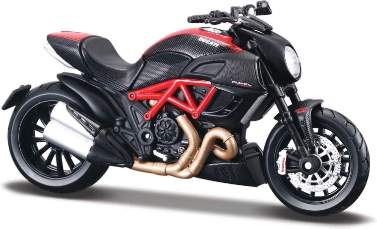 Maisto Ducati Diavel Carbon Motorcycle 1:18
