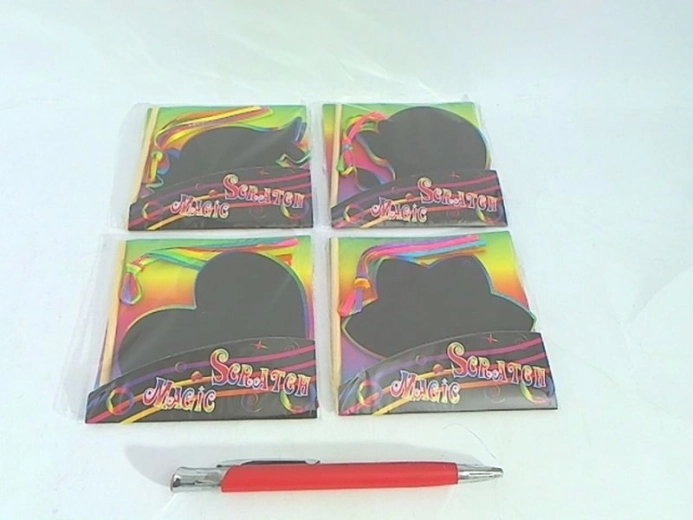 Scratch art notepad with rainbow effect – black cards (6 pcs)