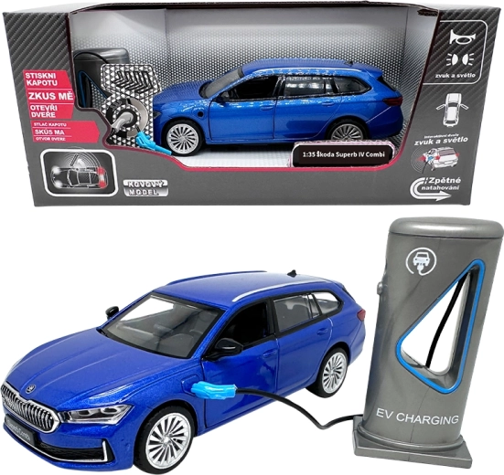 Metallist mudel Škoda Superb IV Combi koos laadimisjaamaga, sinine 1:35