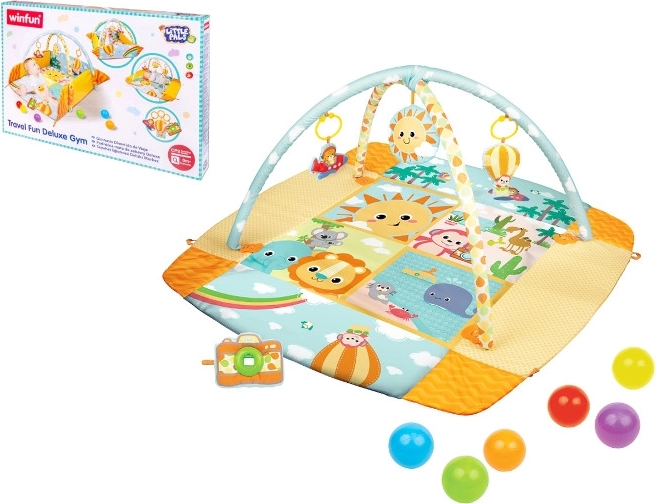Travel play mat with arches and balls