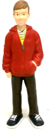 Mehe figuur kapuutsiga pusas 9,7 cm