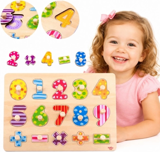 Tooky Toy puidust sisestuspusle numbrite ja matemaatikamärkidega
