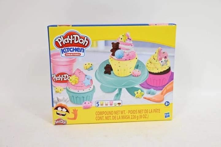 Play-Doh Kitchen Creations komplekt tassikookide meisterdamiseks
