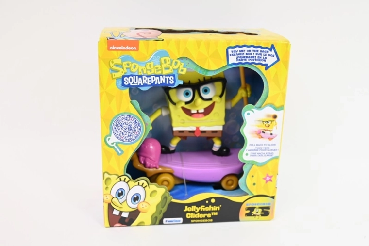 SpongeBob SquarePantsi figuur rula peal koos meduusiga