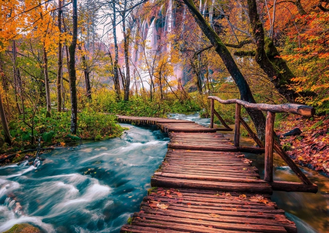 Pusle Metsaoja Plitvice'is 1000 tükki