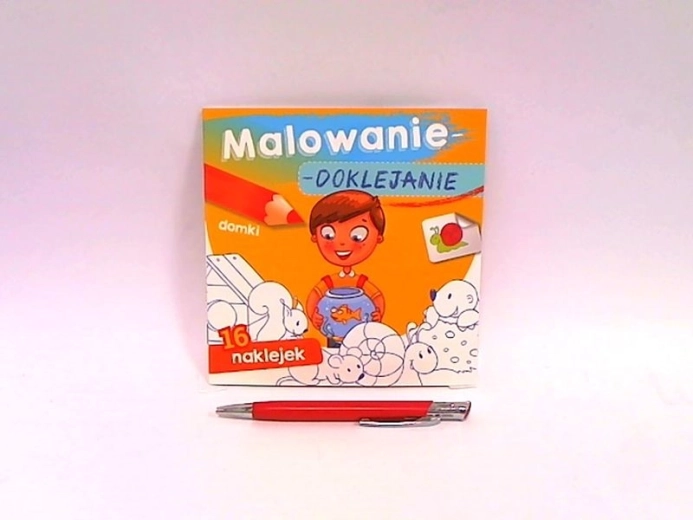 Värvimine ja kleepsude kleepimine: Majakesed
