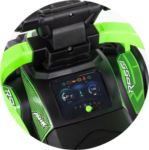 Atraktiivne ATV-disain tulede ja helidega