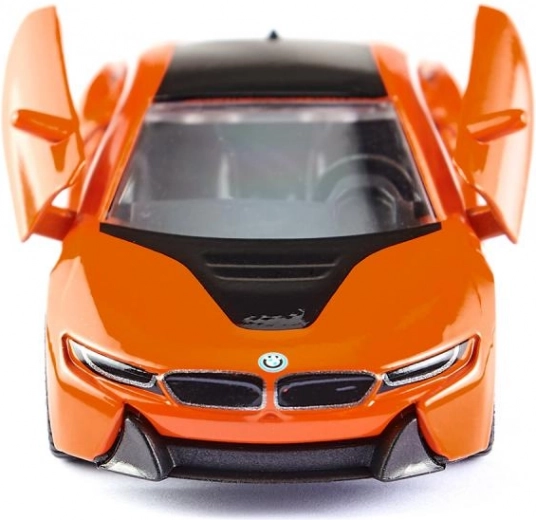 Avatavad scissor-uksed nagu päris BMW i8-l