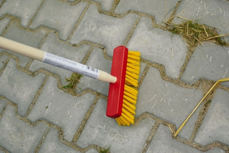 Ideaalne aeda, terrassile ja kõnniteedele