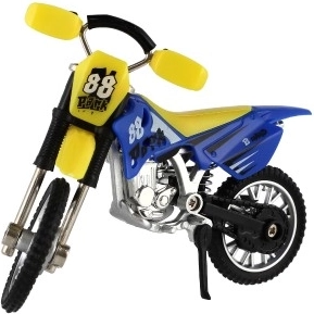 Realistlik välimus kompaktses 12 cm suuruses