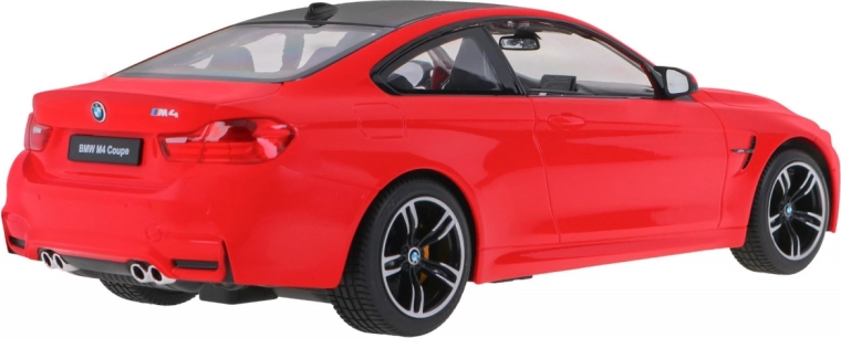 BMW M4 realistlik teostus