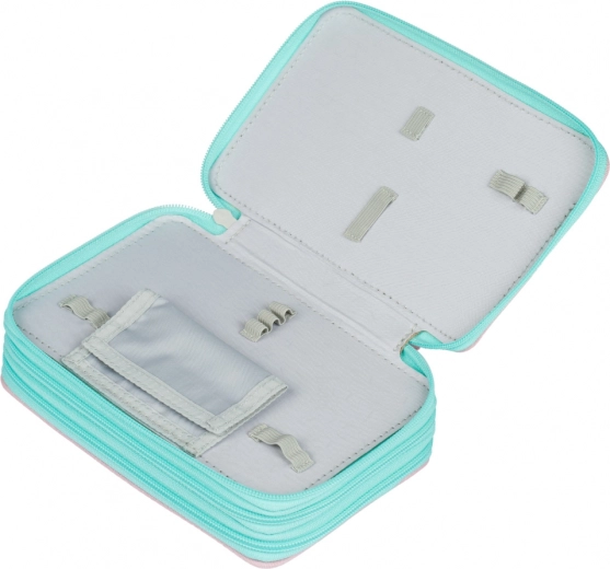 Vastupidavad YKK-tõmblukud ja tugevdatud selg