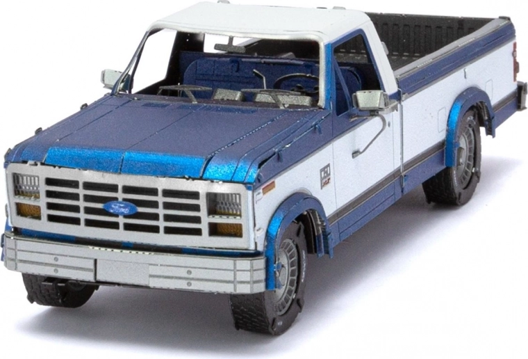 Klassiku FORD F-150 (1982) autentne välimus