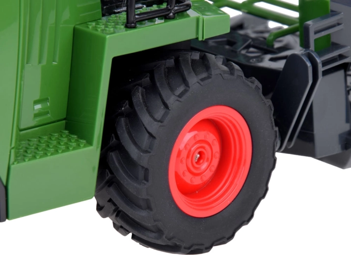 Tugevad rattad ja detailne viimistlus