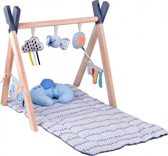 Looduslik puidust konstruktsioon turvaliseks mänguks