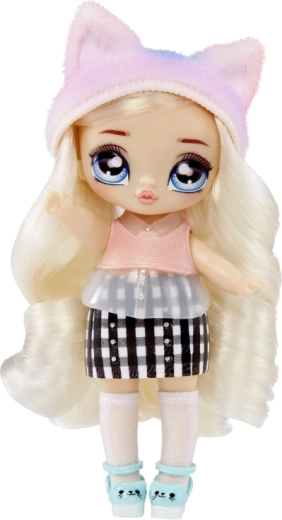 Detailed look and stylish outfits