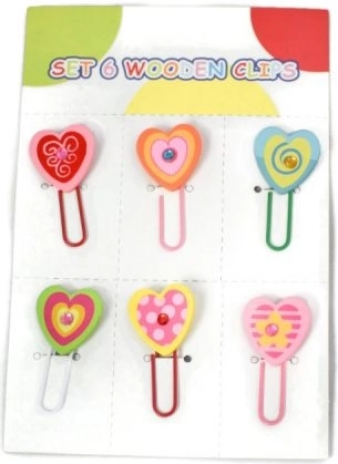 Two magical designs: hearts or flowers