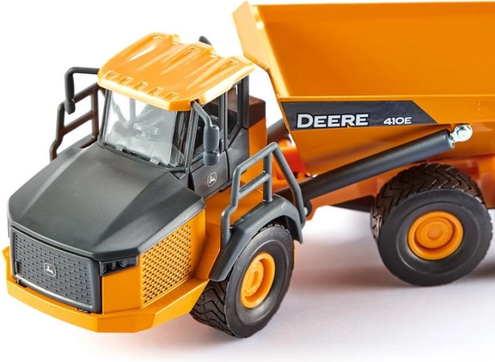 Articulated steering and robust chassis