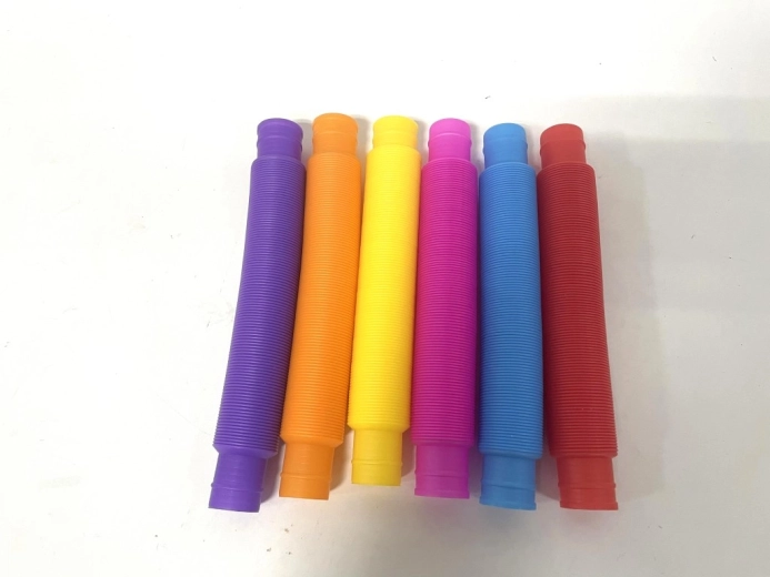 Komplekt 6 erksas värvitoonis