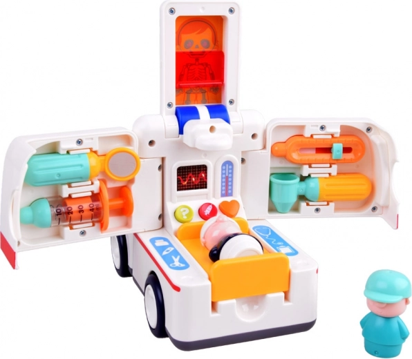 Avatav kiirabiauto peidetud varustusega