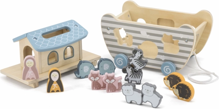 Learning through play with 14 wooden pieces