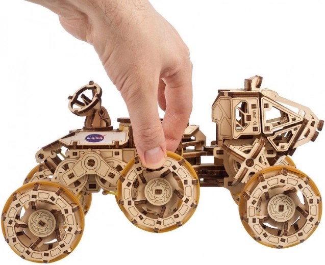 6x6 drive and spring motor