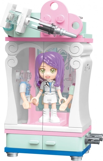 Compact playset for your collection