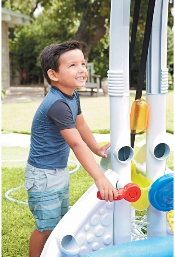 Interactive water and ball conveyor