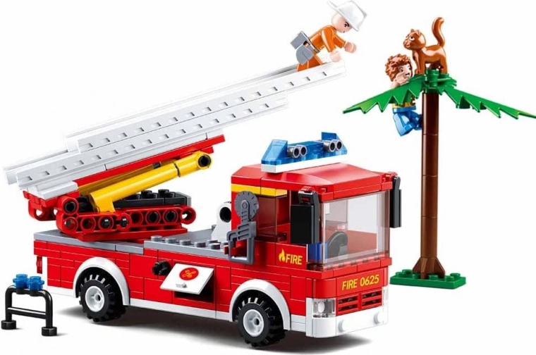 Extendable ladder for real action