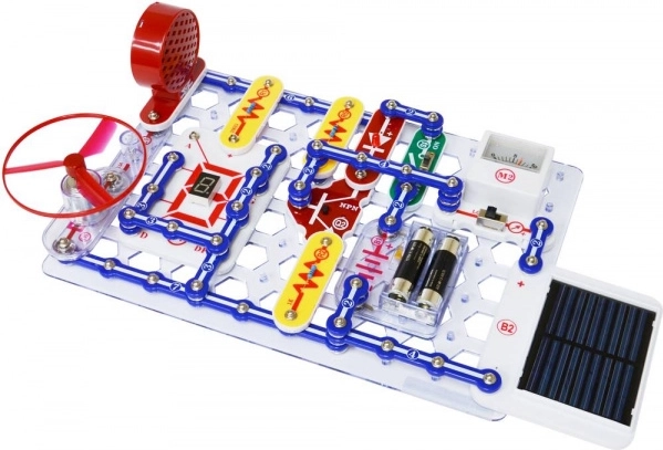 Päikeseenergia ja ühendus arvutiga