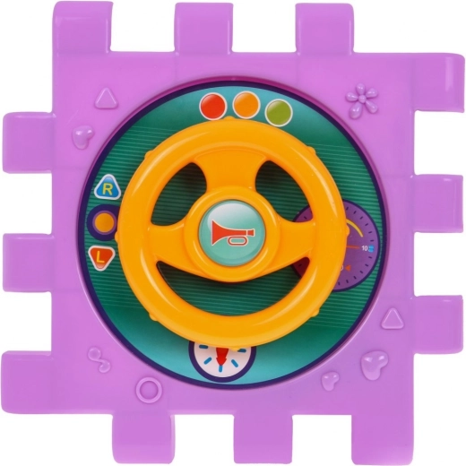 Rool, telefon ja võtmega uks