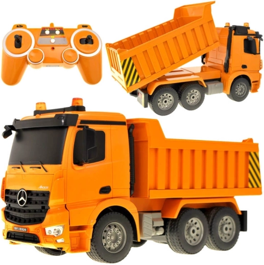 Realistic tilting dump bed