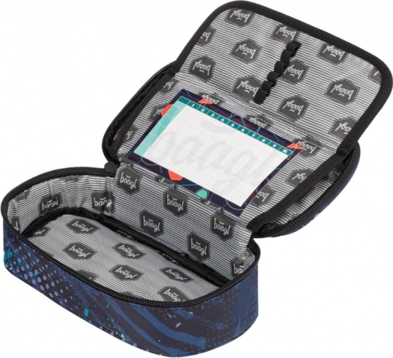 Skate Struktury disainiga komplekt: pinal ja jalanõukott praktiliste detailidega