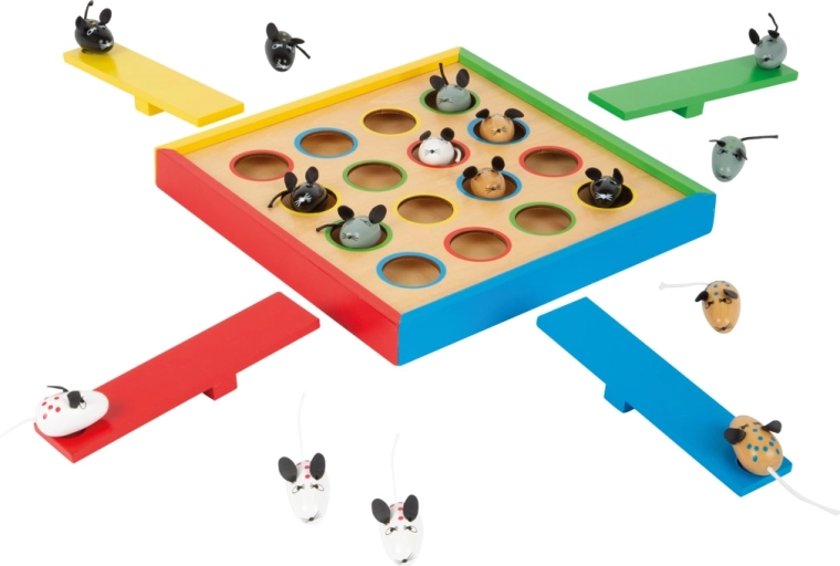Family strategy game