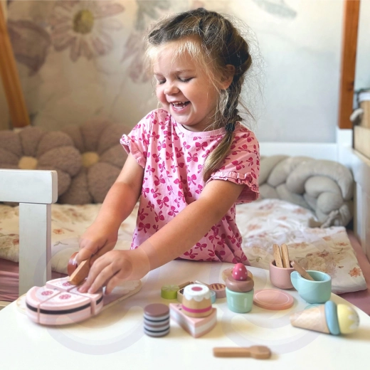 Rikkalik 34-osaline komplekt