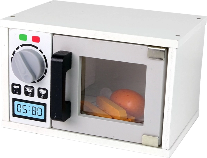 Realistic cooking play