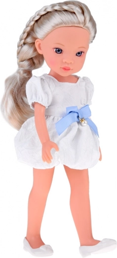 Elegantne rõivastus pärldetailiga