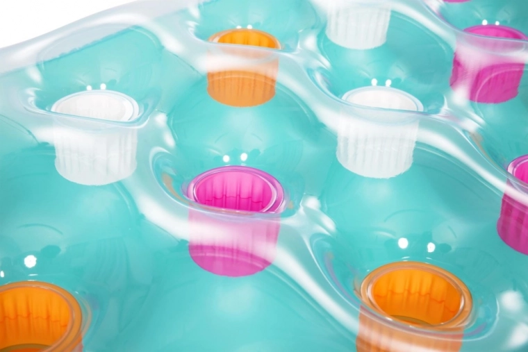 Vastupidav vinüül ja värsked toonid