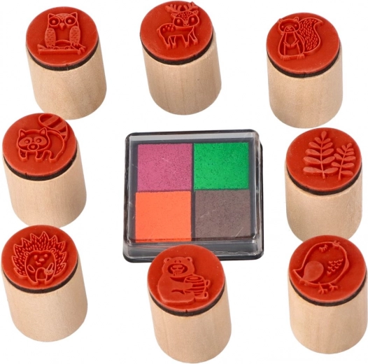 Kvaliteetne puidust tempel selge jäljendiga