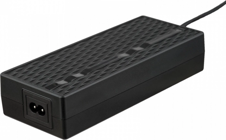 Kiire ja stabiilne laadimine 42 V / 2 A