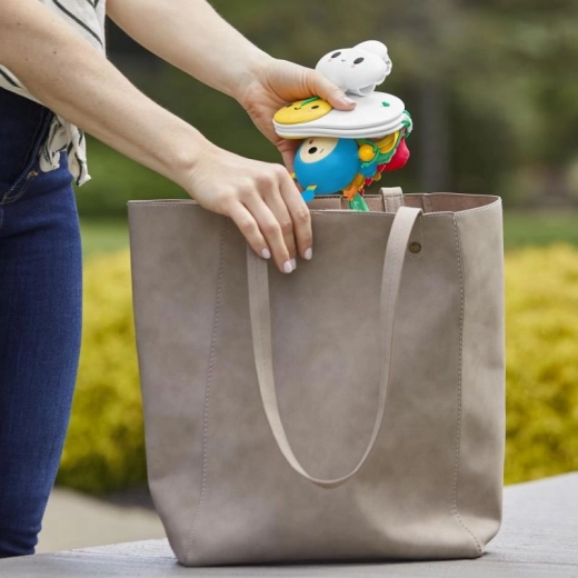 Ideal for travel – easy to fold