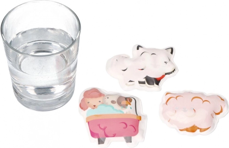 Vees toimuv värvimaagia